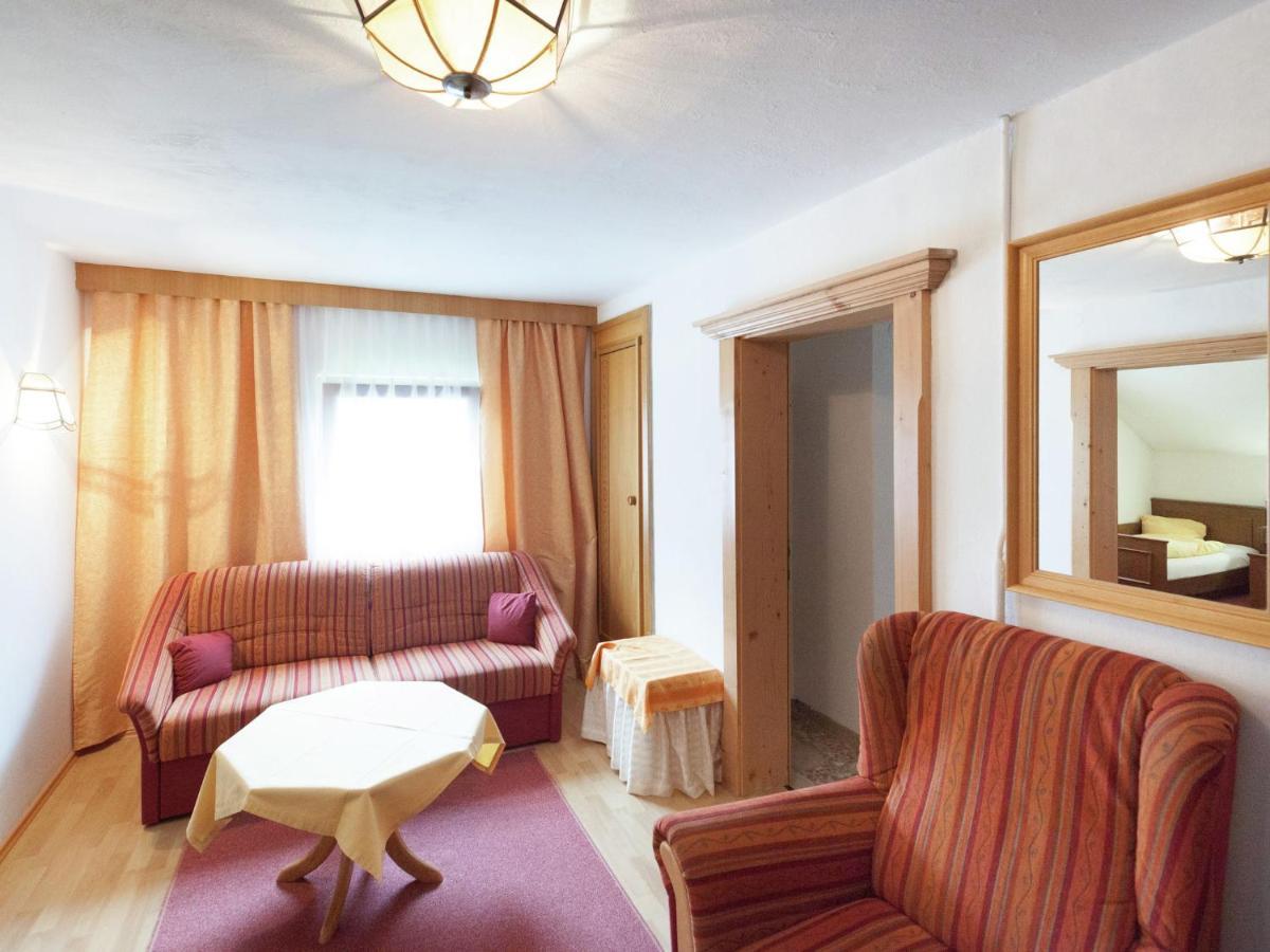 Guesthouse In Vent With Balcony Екстер'єр фото